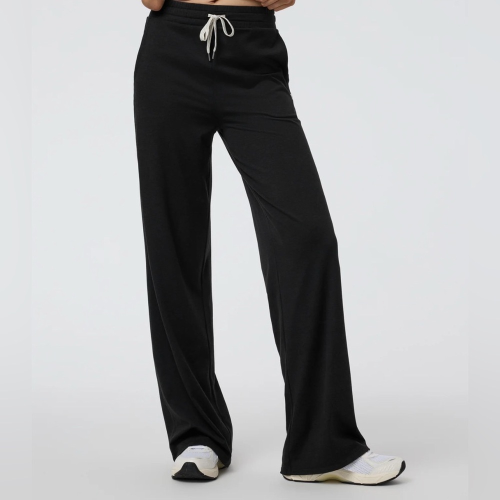 Vuori Wideleg Pants